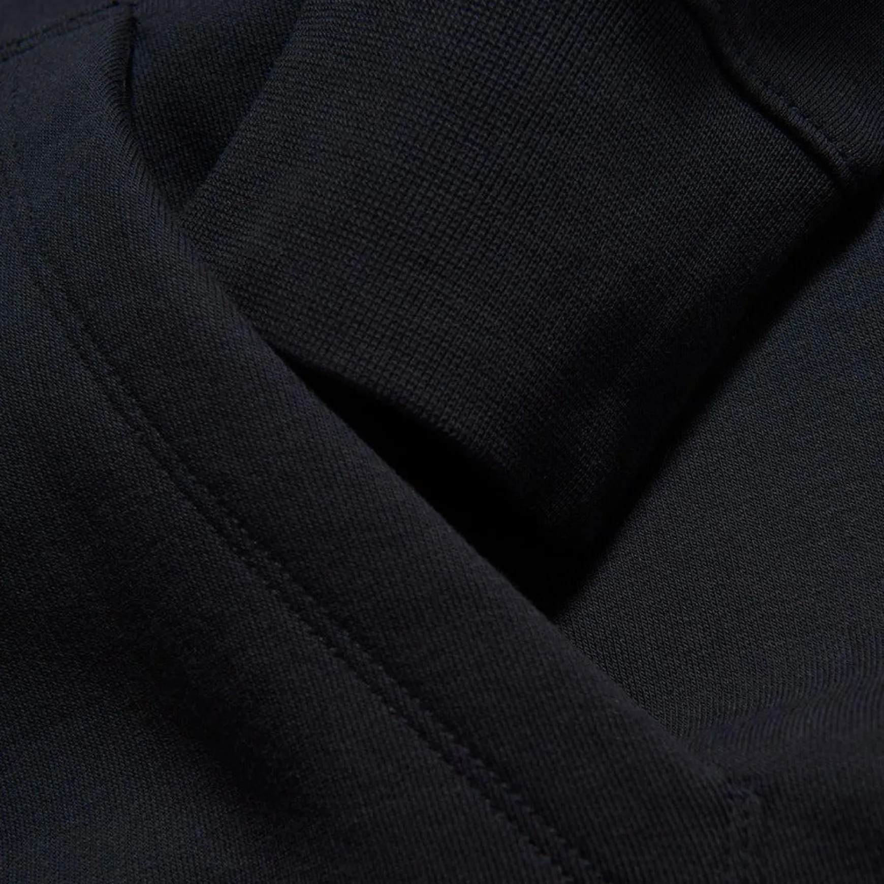 Bowman Logo Hood Carbon