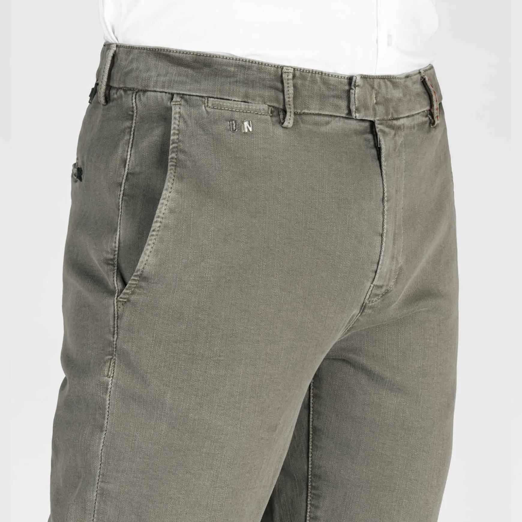 Luis Stretch Gabardine Chino Aloe